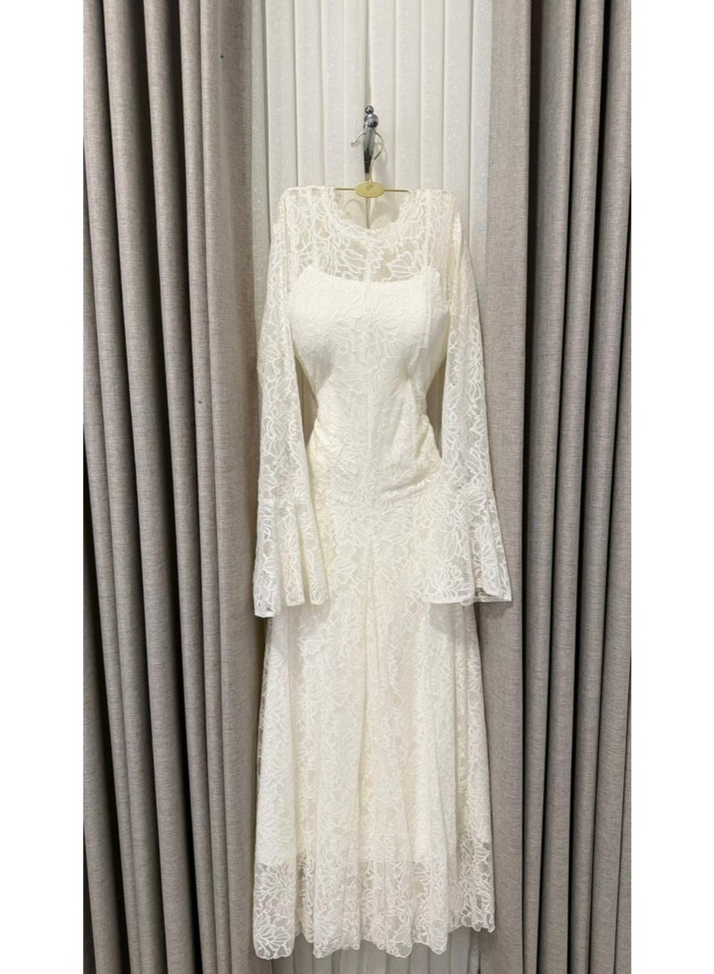 Cutie Premium Floral Lace Evening Dress with Bell Sleeves & Maxi Length - Off-White - Image 4